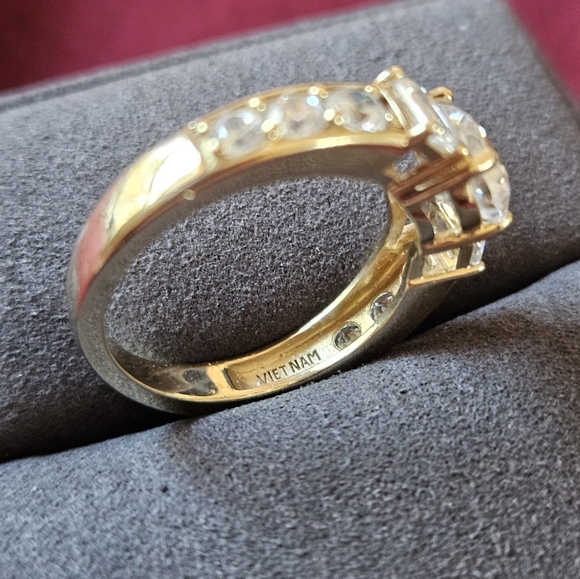 Elegant Gold Over Sterling 925 Women's Ring - Picture 4 of 9